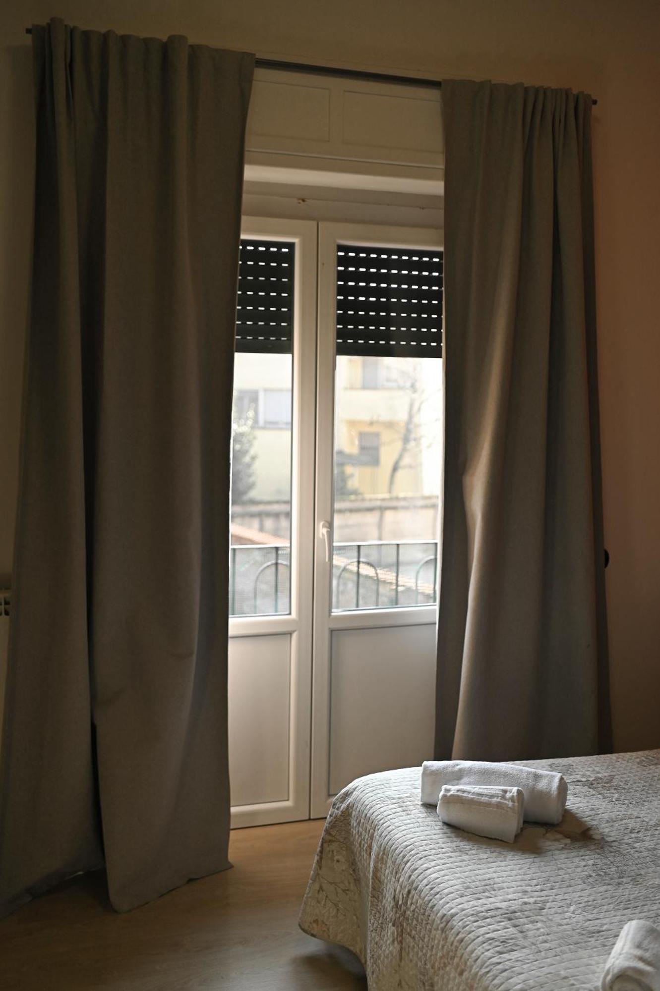 La Gloria Rho Private Rooms Only Buitenkant foto